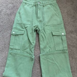Solid green cargo pants from Cider